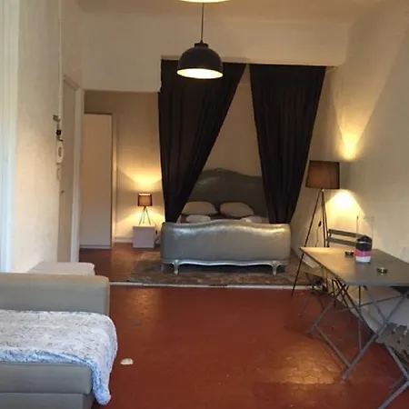 Studio Calendal Apartment